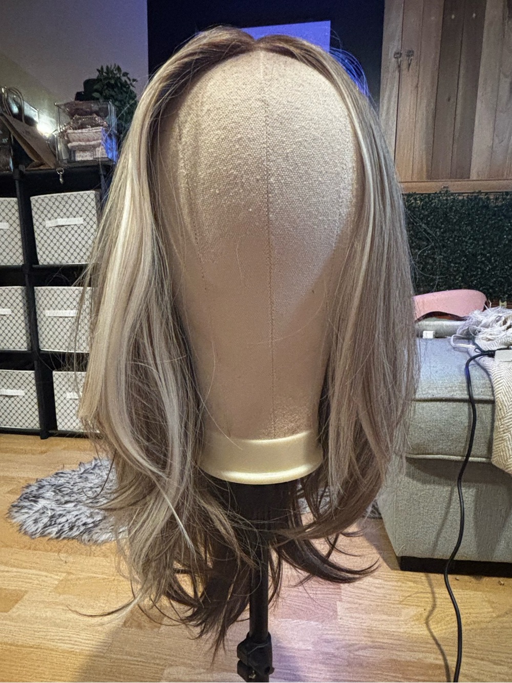 CSC Natural Blonde Highlighted Synthetic Wig with Soft Waves - Women Hair